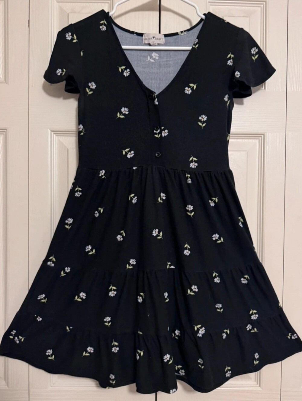 🛍 5/$25🛍Derek Heart Black Tiered Floral Mini Dress L
